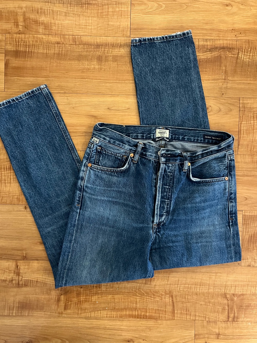 Straight Leg Women’s Jeans in Dark Blue - citizens of humanity, Charlotte